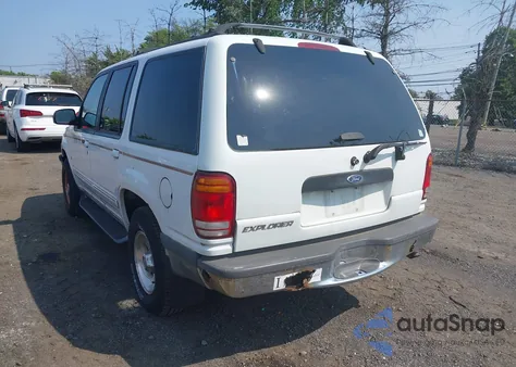1998 Ford Explorer Eddie Bauer/Limited/Xlt из США, поврежденный, VIN 1FMZU35P4WUD34600
